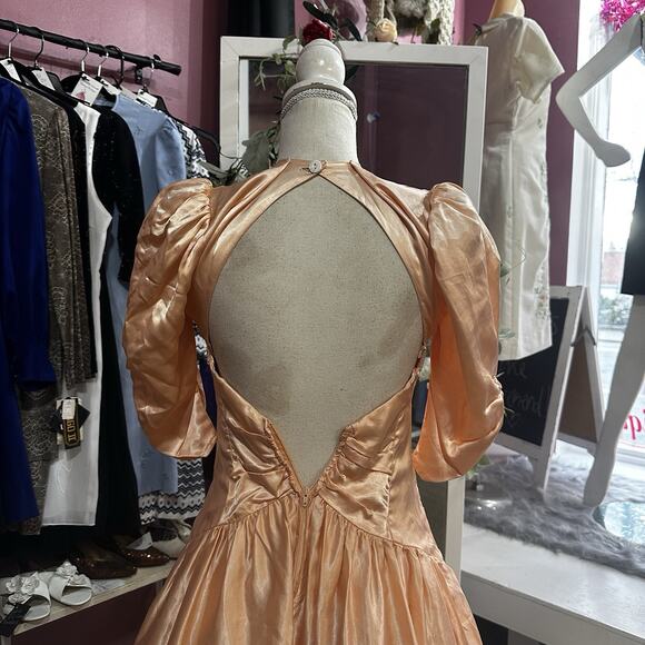 Vintage 80s Does 40s Liquid Satin Prom Party Dress Fit & Flare Peach Pink XS - Picture 7 of 11